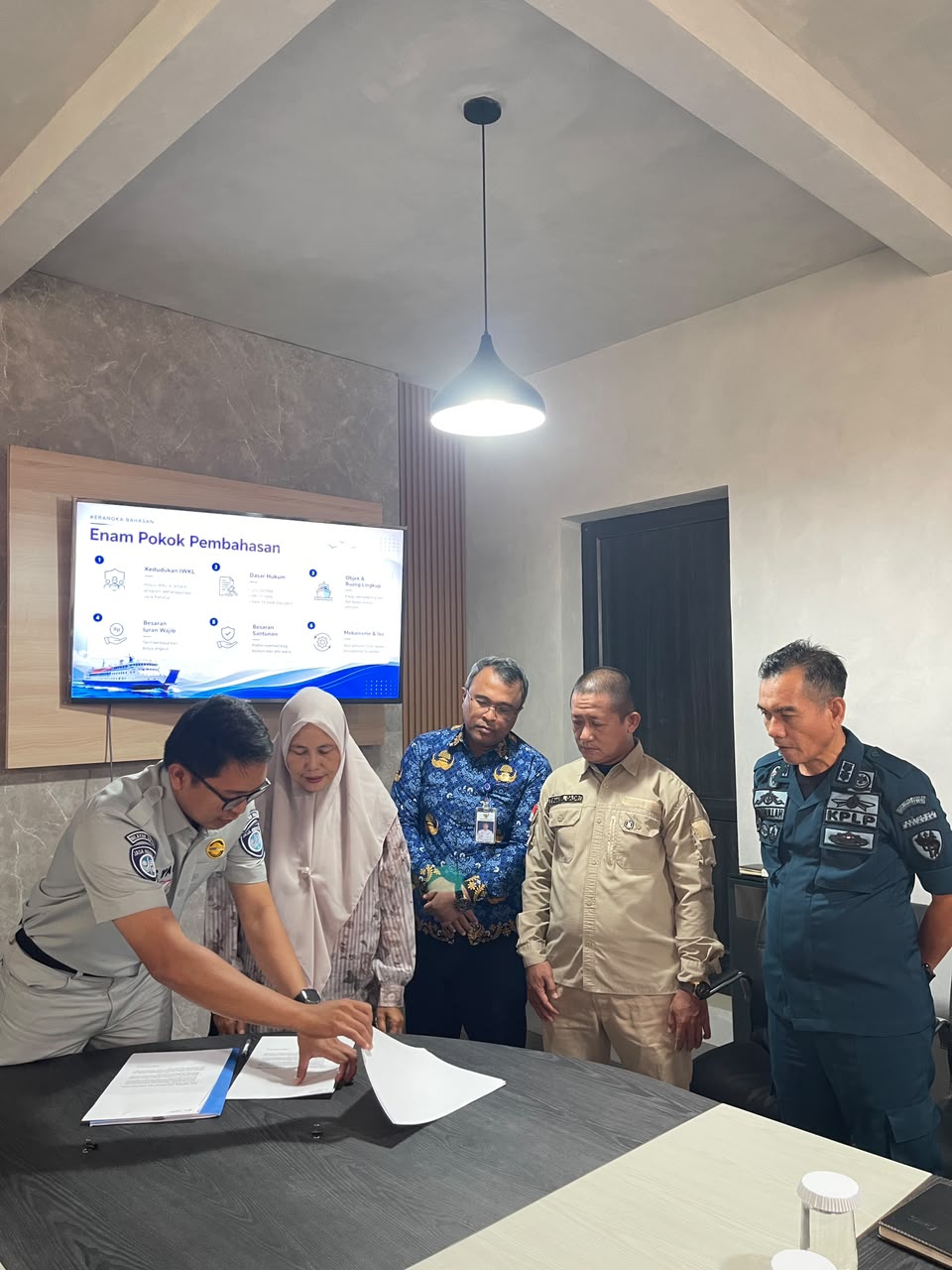 Penandatanganan Perjanjian Kerjasama : Sinergi PT. Jasa Raharja Kepulauan Selayar dan UPP Selayar